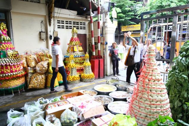 ประมวลภาพงานมหากุศลประจำปี พิธีบริจาคไทยทานทิ้งกระจาก (ซิโกว)