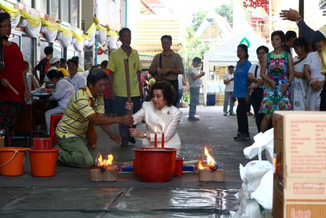 ประมวลภาพงานพิธีบริจาคไทยทานทิ้งกระจาก ในวันอาทิตย์ที่ ๔ สิงหาคม พ.ศ.๒๕๖๒